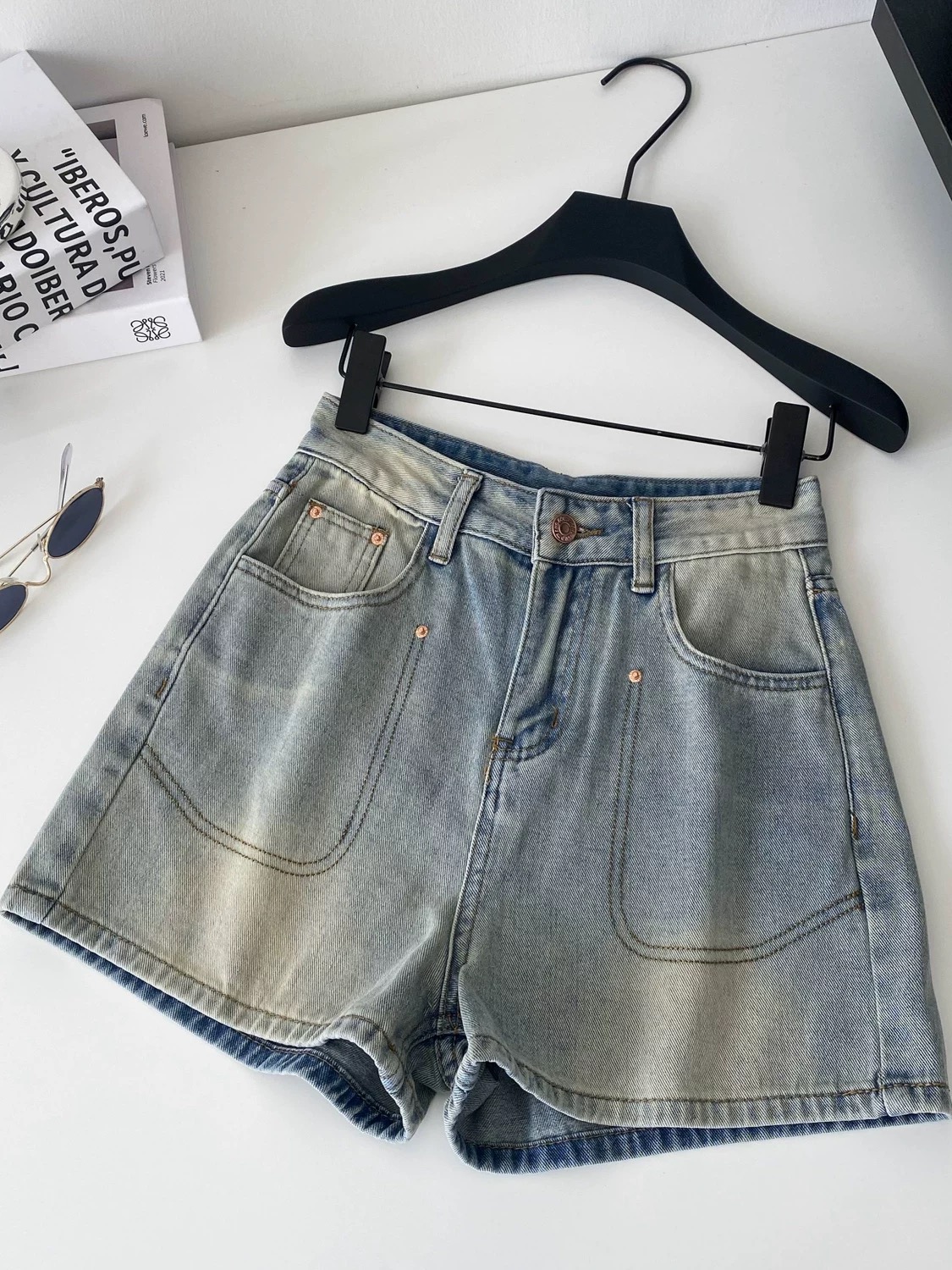 Staying longer denim shorts DS113 images